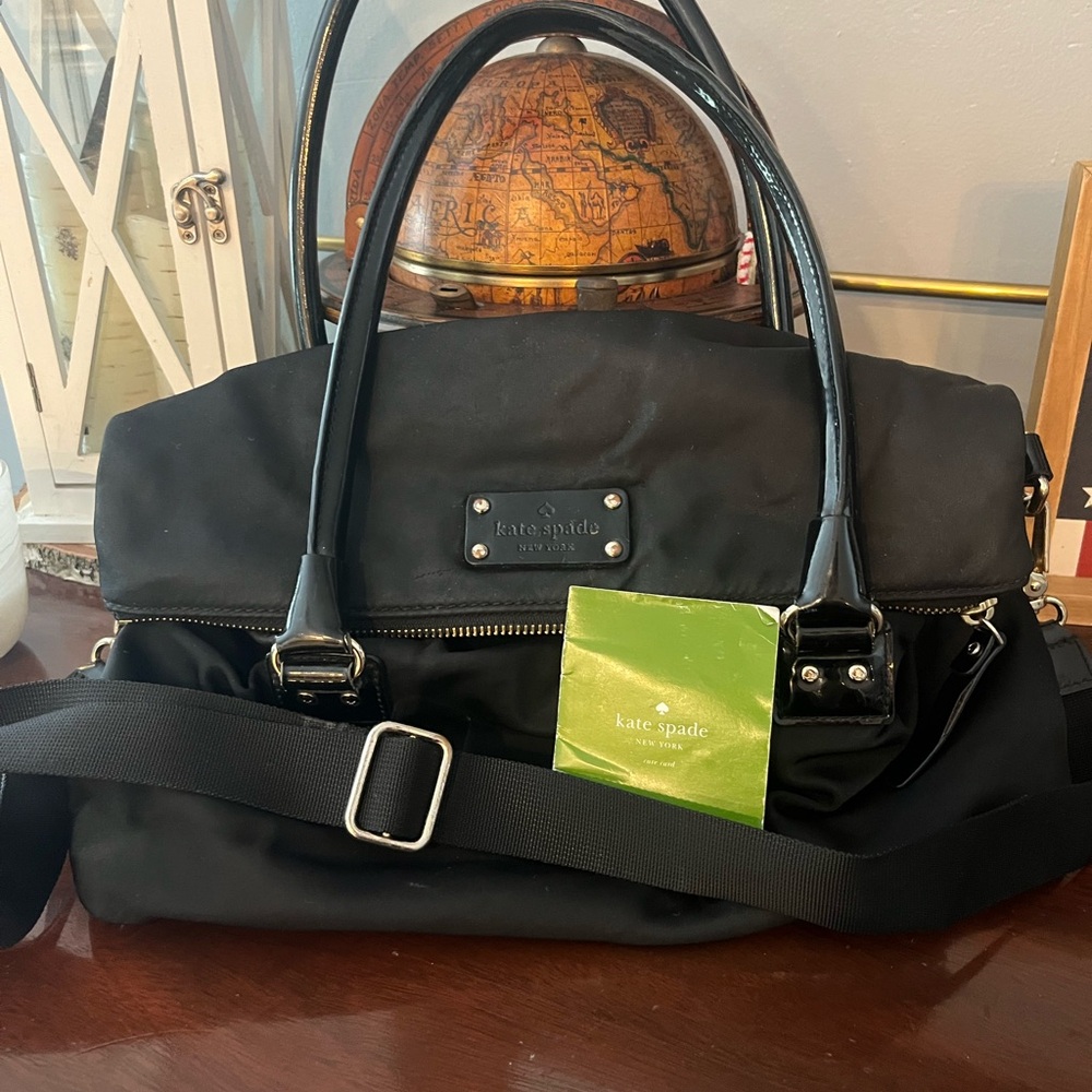 Kate Spade Black Nylon Carman Crossbody Bag with Sleek Design GUC